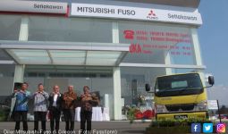 Sopir Truk Cilegon Lebih Mudah ke Diler Mitsubishi Fuso - JPNN.com