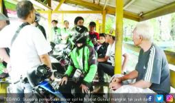 Mau Angkut Penumpang, Driver Cantik Go-Jek Ditampar Opang - JPNN.com
