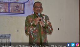 Komisi X Soroti SDM Guru dan Sarpras Pendidikan Papua Barat - JPNN.com