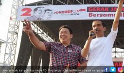Charles: Publik Anggap PDIP & Jokowi Identik Bela Wong Cilik - JPNN.com