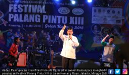 Kemenpora Apresiasi Festival Palang Pintu XIII - JPNN.com