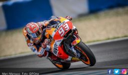 Kerikil pun Tak Bisa Mengadang Marquez di MotoGP Spanyol - JPNN.com