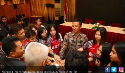 Menpora Ingin Piala Thomas dan Uber Pulang ke Indonesia - JPNN.com