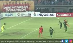 Silakan Nilai, Gol Borneo FC ke Persebaya Offside atau Tidak - JPNN.com