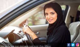 24 Juni, Wanita Arab Resmi Bebas Nyetir Mobil dan Motor - JPNN.com