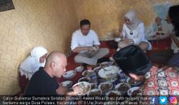 Ke Desa Terpencil, Cagub Sumsel Aswari Janjikan Pembangunan - JPNN.com