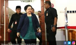 Pengin Tahu Perasaan Bu Megawati Lihat Jokowi Bertemu Prabowo? - JPNN.com