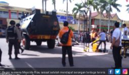 Teroris Serang Mapolda Riau, Diduga Bawa Bom - JPNN.com