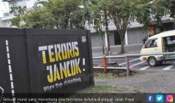 Densus 88 Tangkap Guru PNS Terduga Teroris - JPNN.com