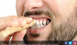 Menyikat Gigi Bisa Membatalkan Puasa? Begini Penjelasan Ustaz Khalid - JPNN.com