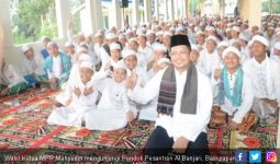 MPR Rajin ke Pesantren untuk Memperkuat Ideologi Pancasila - JPNN.com