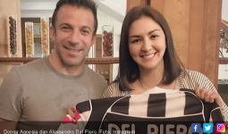 Donna Agnesia Semringah Kembali Temani Del Piero di Medan - JPNN.com