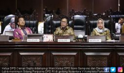 Paripurna DPD RI Mengesahkan Penambahan Kursi Pimpinan - JPNN.com