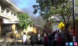 Gudang Rumah Sakit Terbakar, Pasien Diungsikan - JPNN.com