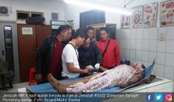 Mayat Pria Penuh Luka di Tubuh Ditemukan di Bosar Maligas - JPNN.com
