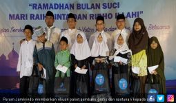 Jamkrindo Beri Ribuan Paket Sembako & Santunan Yatim Piatu - JPNN.com