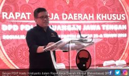 Pilkada Makin Dekat, Hasto Gembleng Kader Banteng di Jateng - JPNN.com