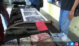 Gasak Uang Milik Nasabah di Cikarang, 2 Ditangkap 1 Masih DPO - JPNN.com