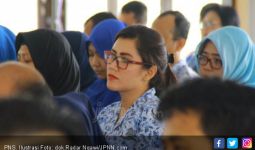 Jokowi Diserang Isu Gaji PNS Naik, Langsung Dibalas, Jleb! - JPNN.com