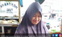 Berkah Ramadan, Ijah Jual Martabak Omzet Rp 10 Juta per Hari - JPNN.com