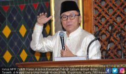 Zulkifli Hasan Apresiasi Kinerja Setjen MPR - JPNN.com