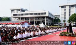 Panglima Salat Idulfitri 1439 H Bersama Ribuan Prajurit TNI - JPNN.com