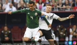 Dicekal AS, Rafael Marquez Dilarang Minum Air Tim Meksiko - JPNN.com