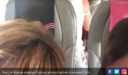 Khusus Dewasa! Saat Sejoli Tertangkap Begituan di Pesawat - JPNN.com