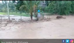 Lahan Pertanian Warga Rusak karena Banjir Bandang - JPNN.com