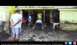 Perekonomian Lumpuh Setelah Dihantam Banjir Bandang - JPNN.com