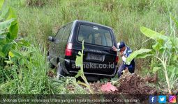 Pantau Pilgub, Mobil Dinas Camat Inderalaya Utara Tabrakan - JPNN.com