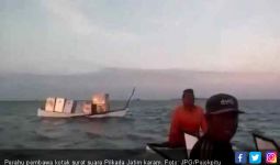 Perahu Pembawa Kotak Surat Suara Tenggelam di Laut - JPNN.com