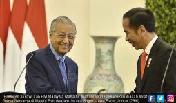 Jokowi Menang Lagi, Mahathir Mohamad Sampaikan Selamat dan Harapan - JPNN.com
