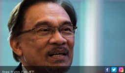 Anwar Ibrahim Bantah di Belakang Beredarnya Video Gay Menteri Malaysia - JPNN.com