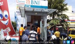 Kartu ATM Sumiati Tersangkut di Mesin, Puluhan Juta Raib - JPNN.com