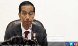 Bertemu 31 Bupati, Jokowi Bantah Isu Antek Asing dan PKI - JPNN.com