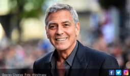 Aktor George Clooney Kecelakaan di Italia - JPNN.com