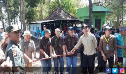 Dukung Konservasi, Teten Masduki Lepasliarkan 10 Jalak Bali - JPNN.com