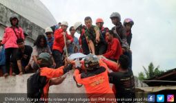 Innalillahi, Pak Abdul Meninggal di Atap Masjid - JPNN.com