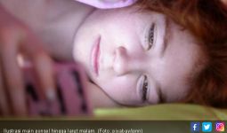 Ketahui Bahaya Menggunakan Gawai Menjelang Tidur - JPNN.com