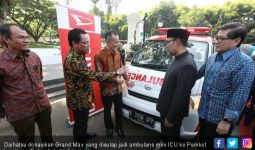 Daihatsu Donasikan Grand Max Ambulans ke Pemkot Bandung - JPNN.com