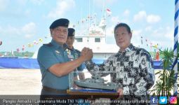 Dua Kapal Patroli Kamla Buatan Batam Diserahkan ke TNI AL - JPNN.com