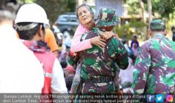 Korban Gempa Lombok Butuh Bantuan untuk Bayi - JPNN.com