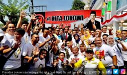 Temui Relawannya di Sulsel, Ini Pesan Jokowi! - JPNN.com