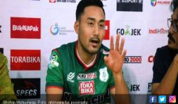 Gelandang PSMS Medan Berang Dipukul Penyerang Borneo FC - JPNN.com