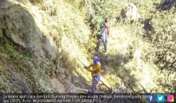 Detik-detik Kepala Pendaki Gunung Rinjai Terbentur Batu, Duh - JPNN.com