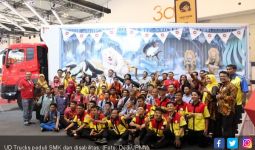 UD Trucks Peduli SMK dan Disabilitas - JPNN.com