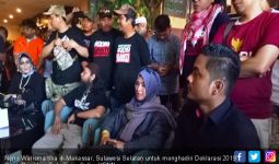 Ratusan Polisi Amankan Kedatangan Neno Warisman di Riau - JPNN.com