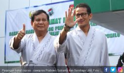Prabowo - Sandiaga Dijagokan Responden yang Jarang Salat - JPNN.com
