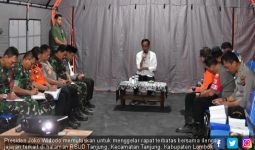 Pimpin Rapat di Posko Pengungsian, Ini Lima Arahan Presiden - JPNN.com